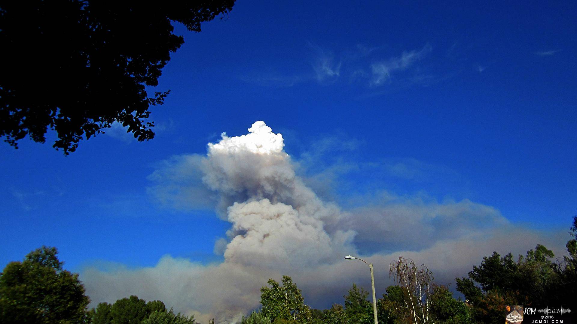 Sand Fire pyro-cumulus cloud and smoke plume JCMDI.COM